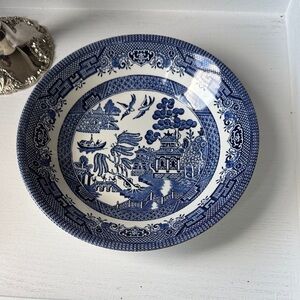 4 CHURCHILL England Blue and White Porcelain Dinner Plate